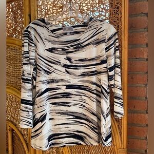 JM Collection Black and Tan Patterned Top Embroidered Blouse Great Condition